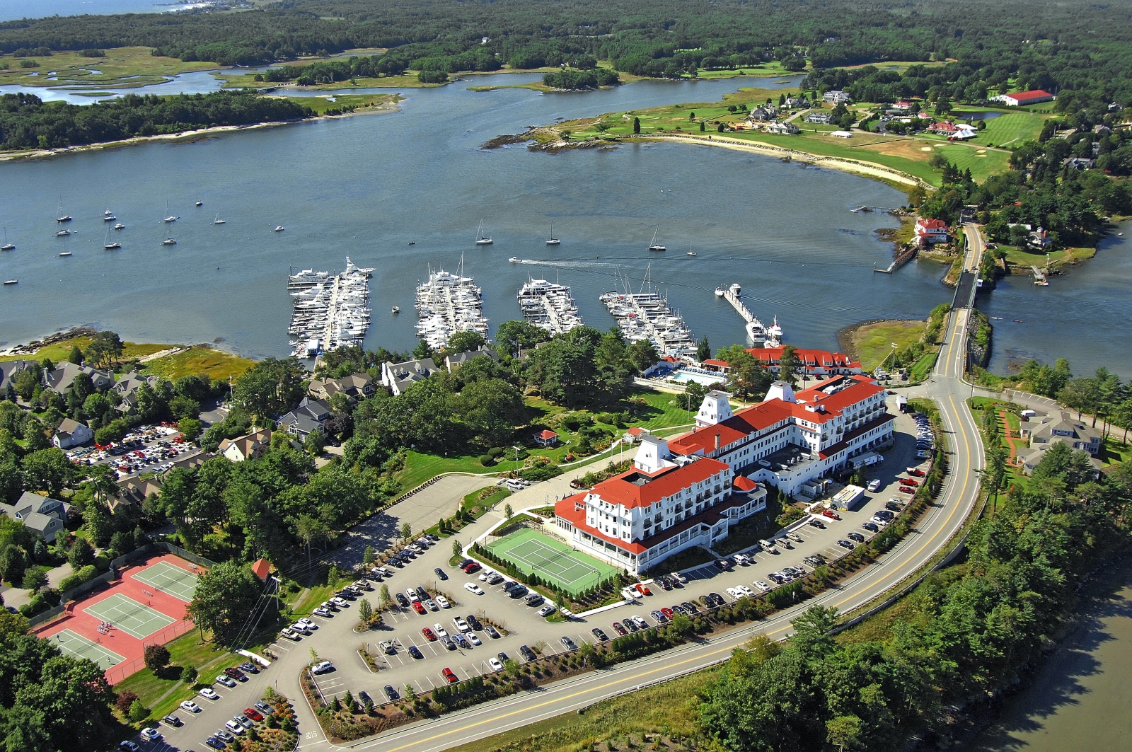 Boating on the East Coast - Where to Eat and Stay